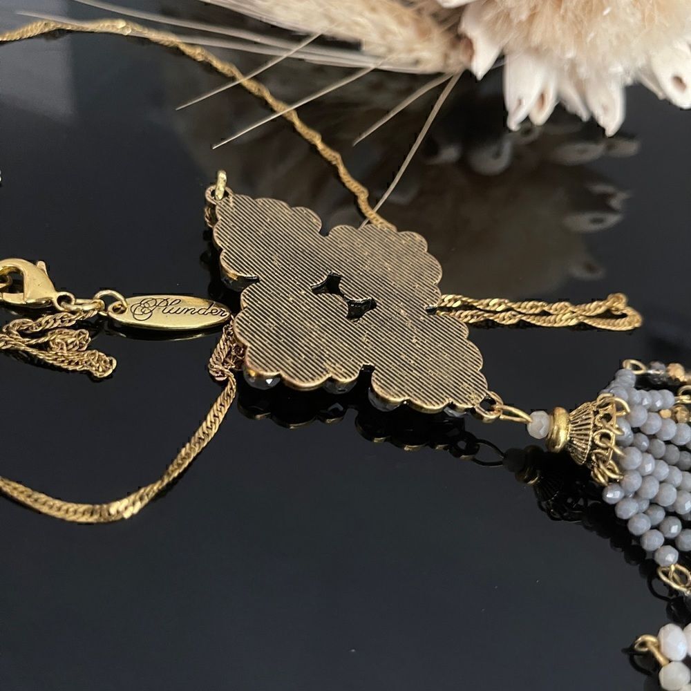 Plunder chandelier necklace - Picture 2 of 2
